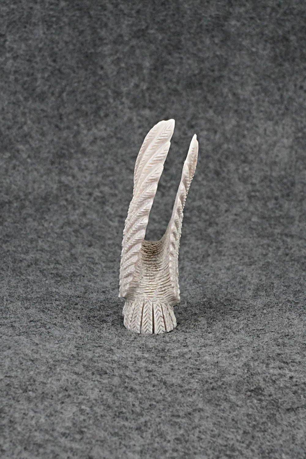 Eagle Zuni Fetish Carving - Justin Hustito