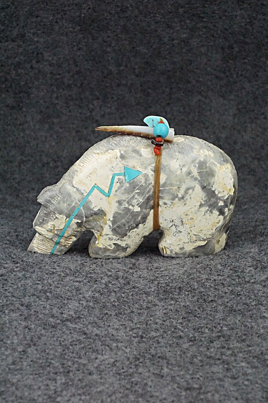 Bear Zuni Fetish Carving - Douglas Martza