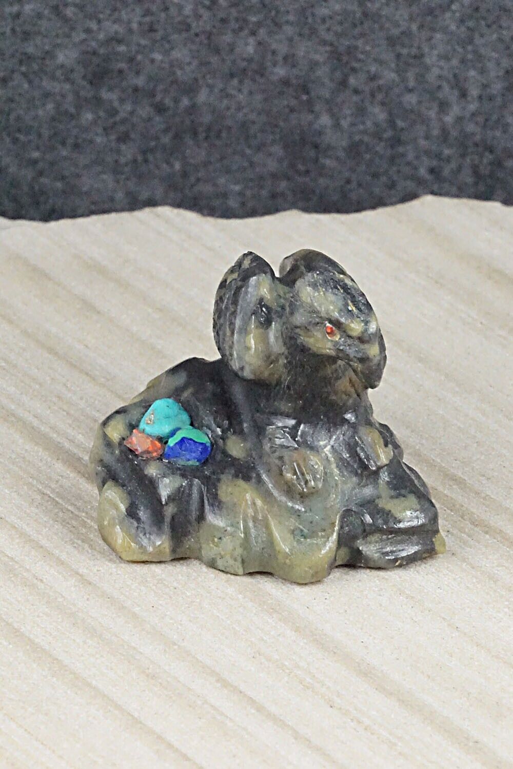 Eagle with Nest Zuni Fetish Carving - Cody Cheama