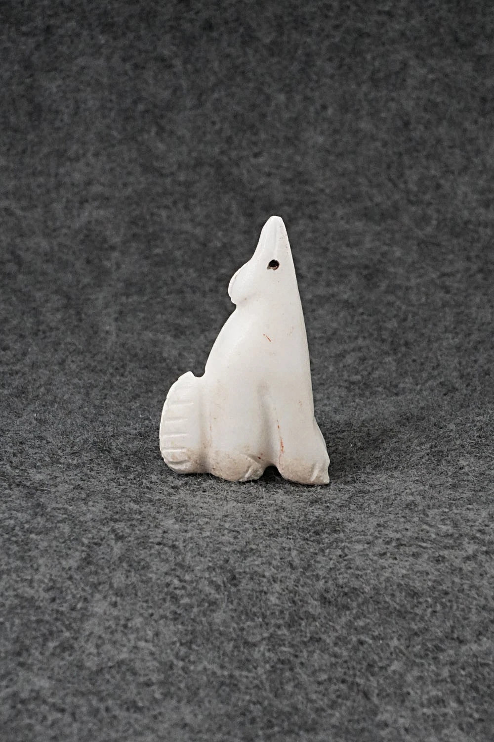 Wolf Zuni Fetish Carving - Justin Red Elk