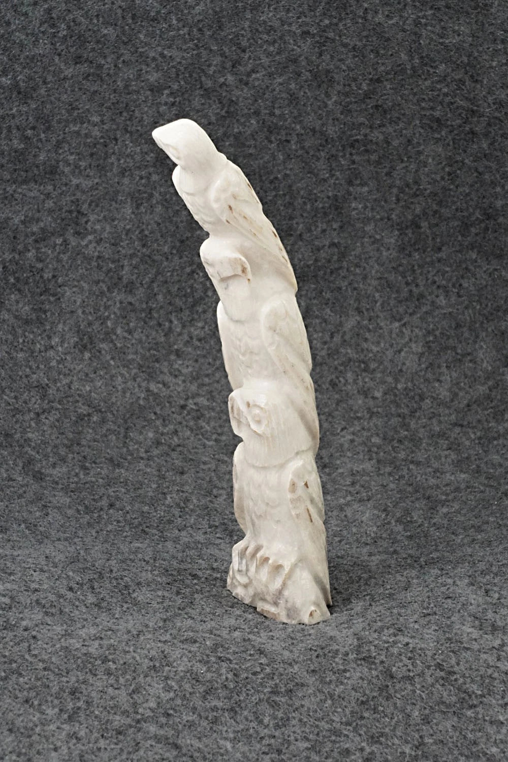 Eagle Zuni Fetish Carving - Maxx Laate