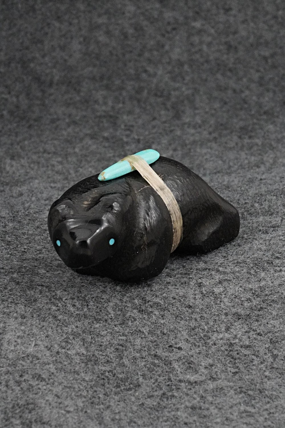 Bear Zuni Fetish Carving - Herb Halate