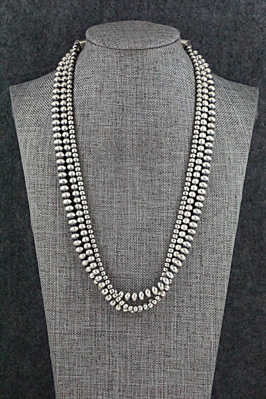 Sterling Silver Navajo Pearl Necklace 20" - Dorinda Mariano