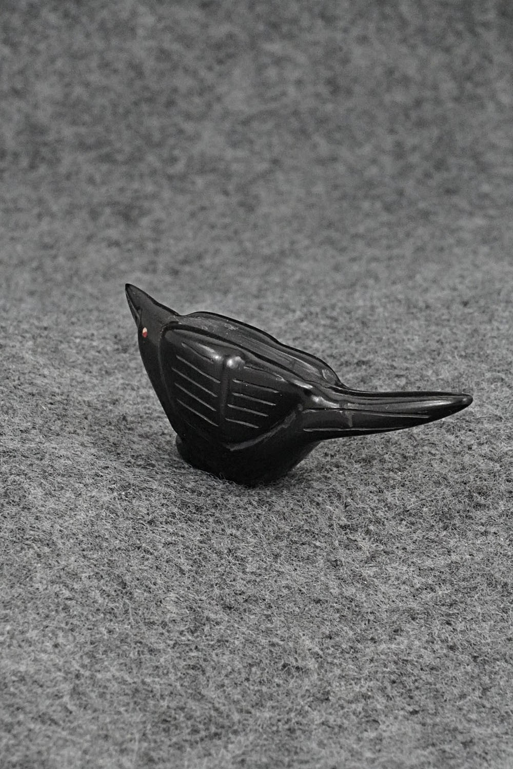 Bird Zuni Fetish Carving - Justin Red Elk
