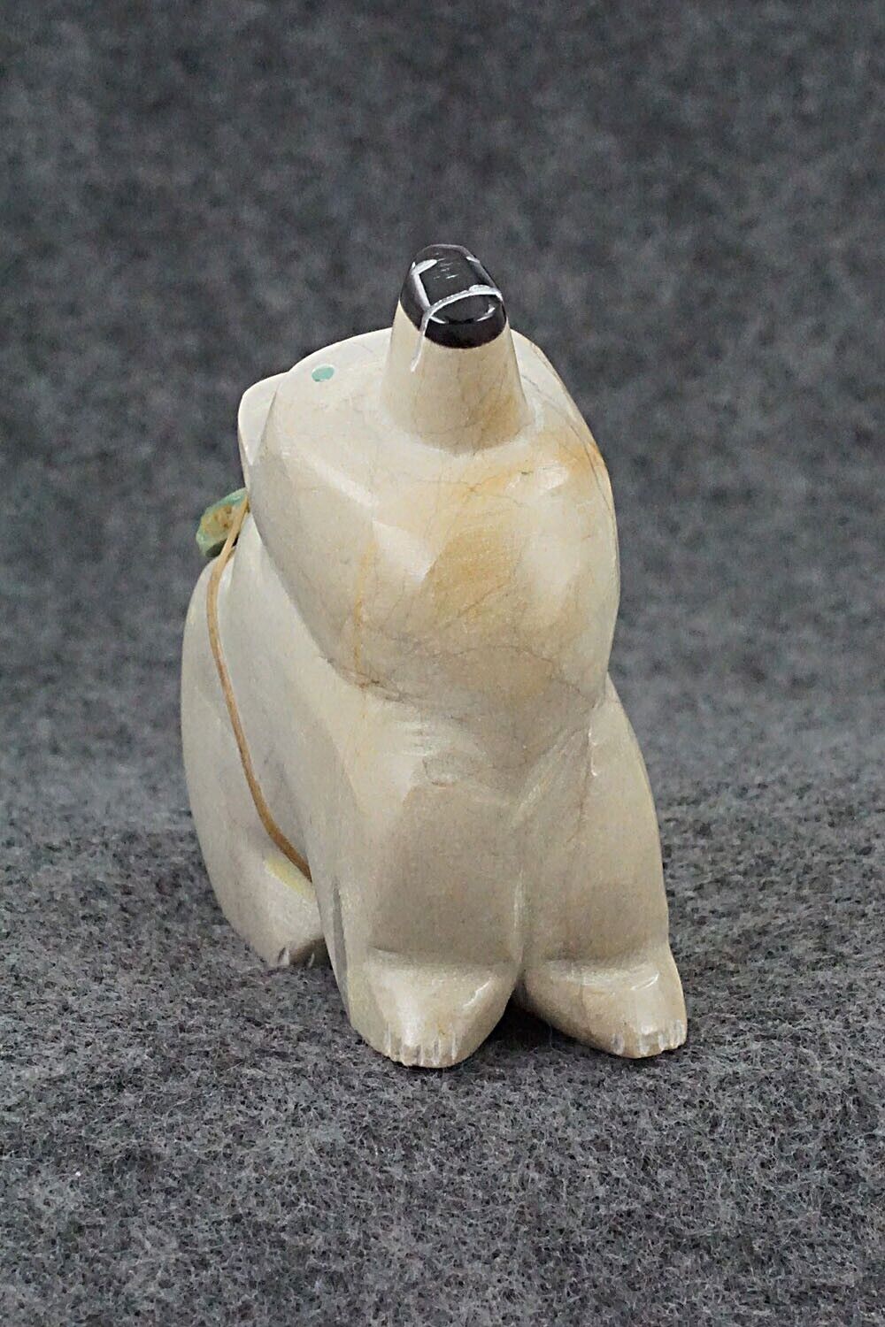 Bear Zuni Fetish Carving - Lyndric Leekya