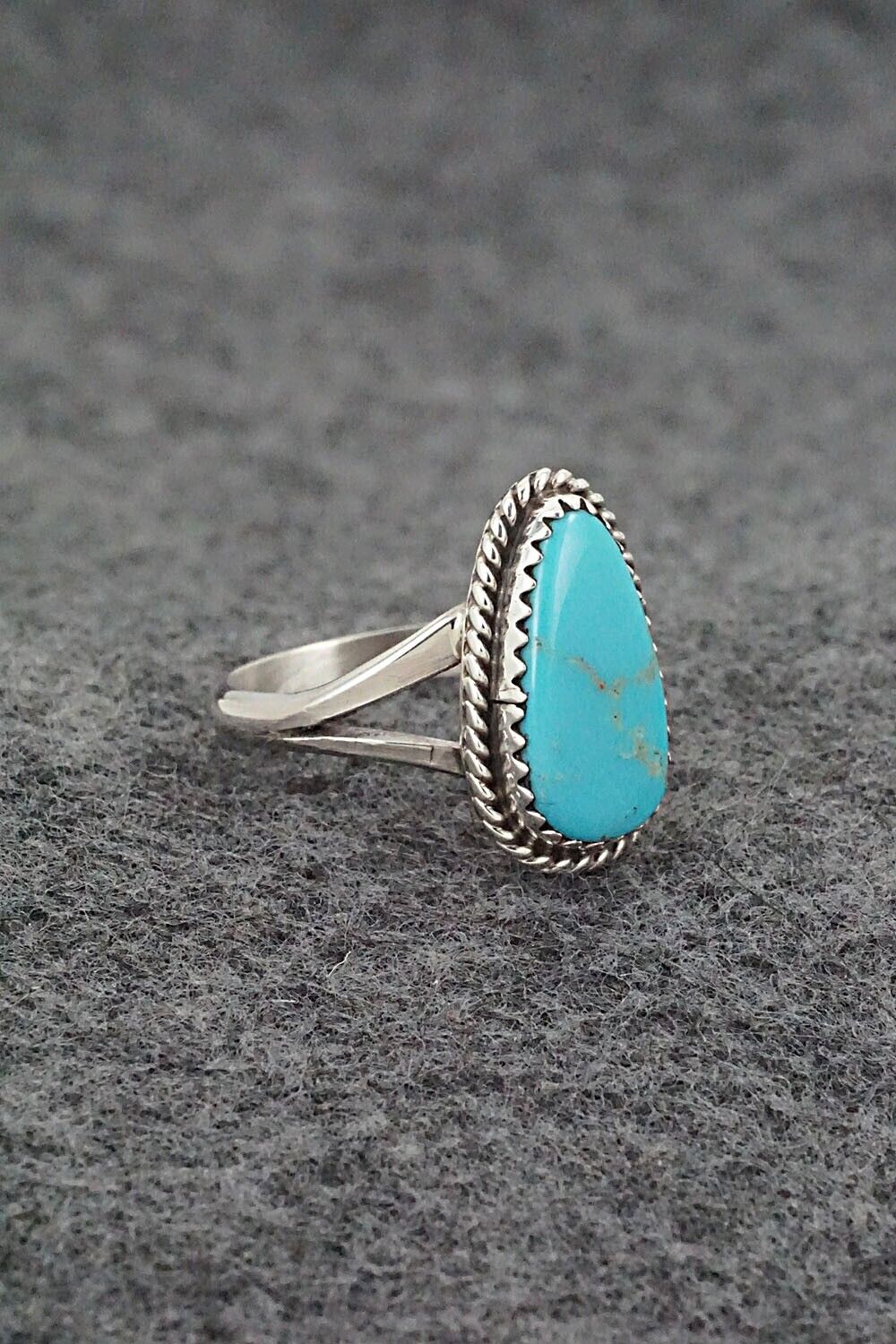 Turquoise & Sterling Silver Ring - Robert Martinez - Size 7