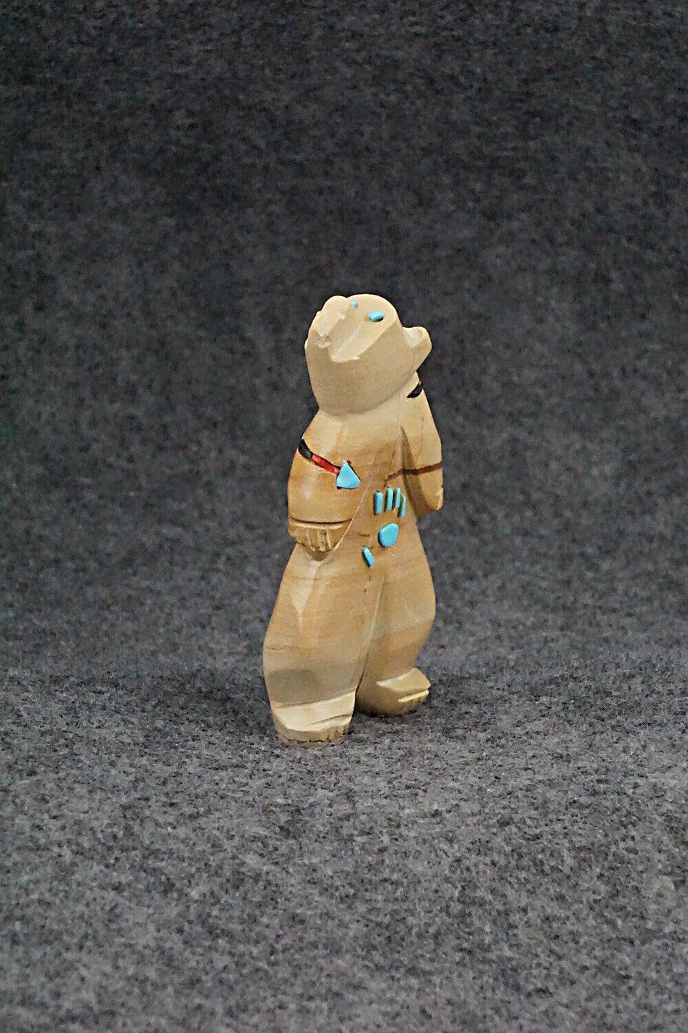 Bear Zuni Fetish Carving - Danette Laate