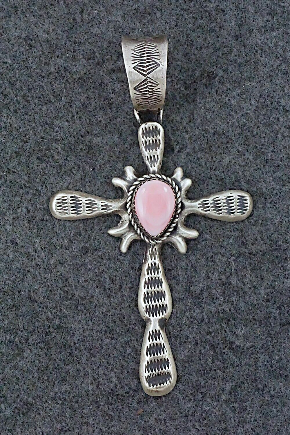 Pink Conch Shell & Sterling Silver Pendant - Richard Yazzie