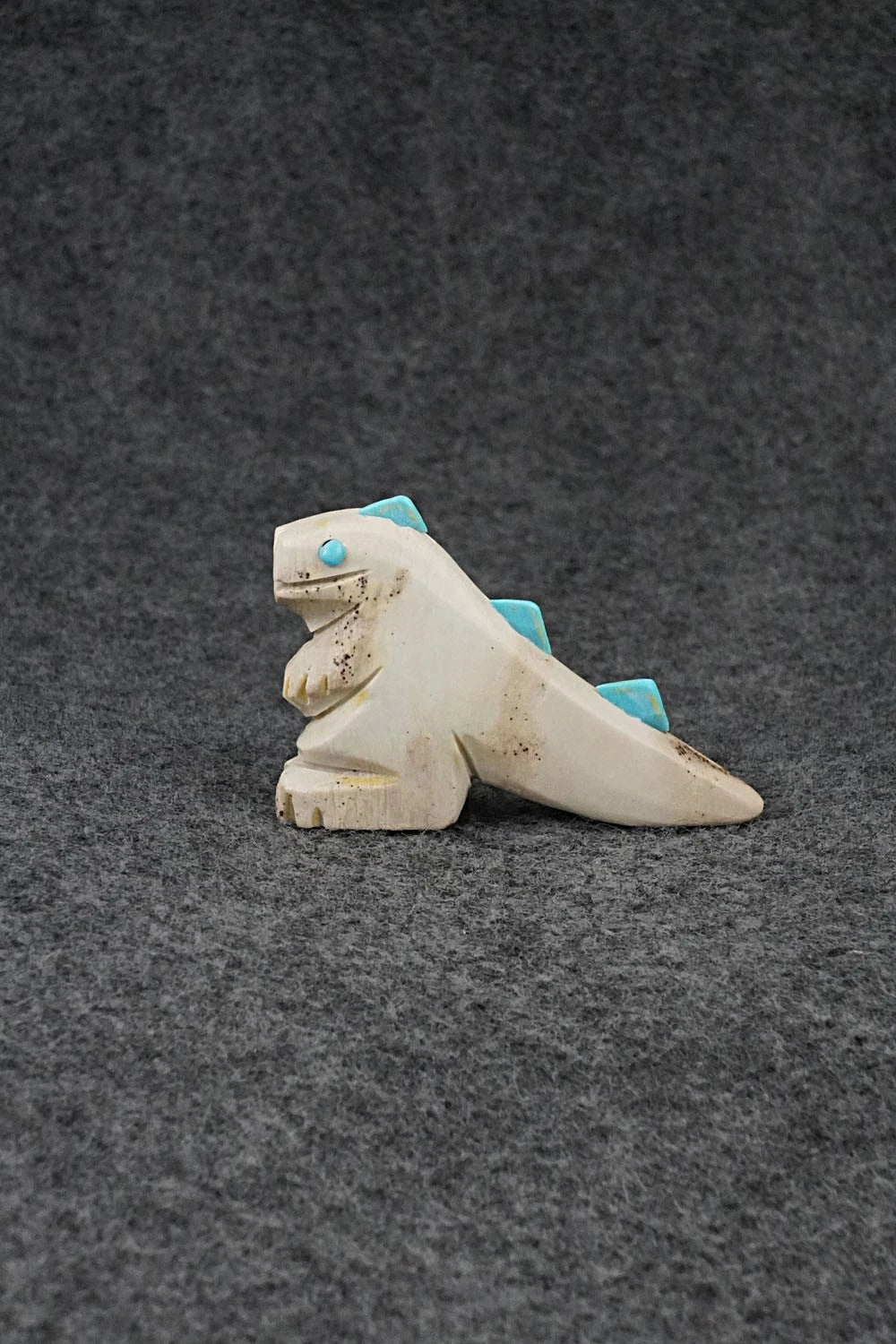 Dinosaur Zuni Fetish Carving - Cody Chavez
