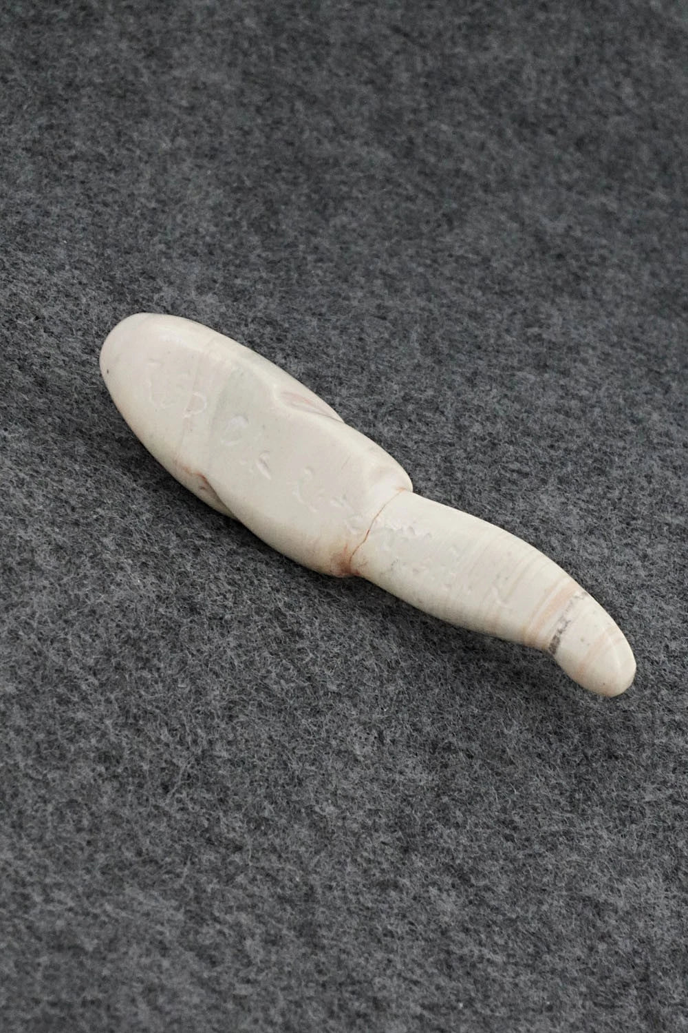 Otter Zuni Fetish Carving - Justin Red Elk
