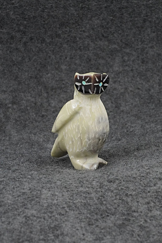 Owl Zuni Fetish Carving - Freddie Leekya