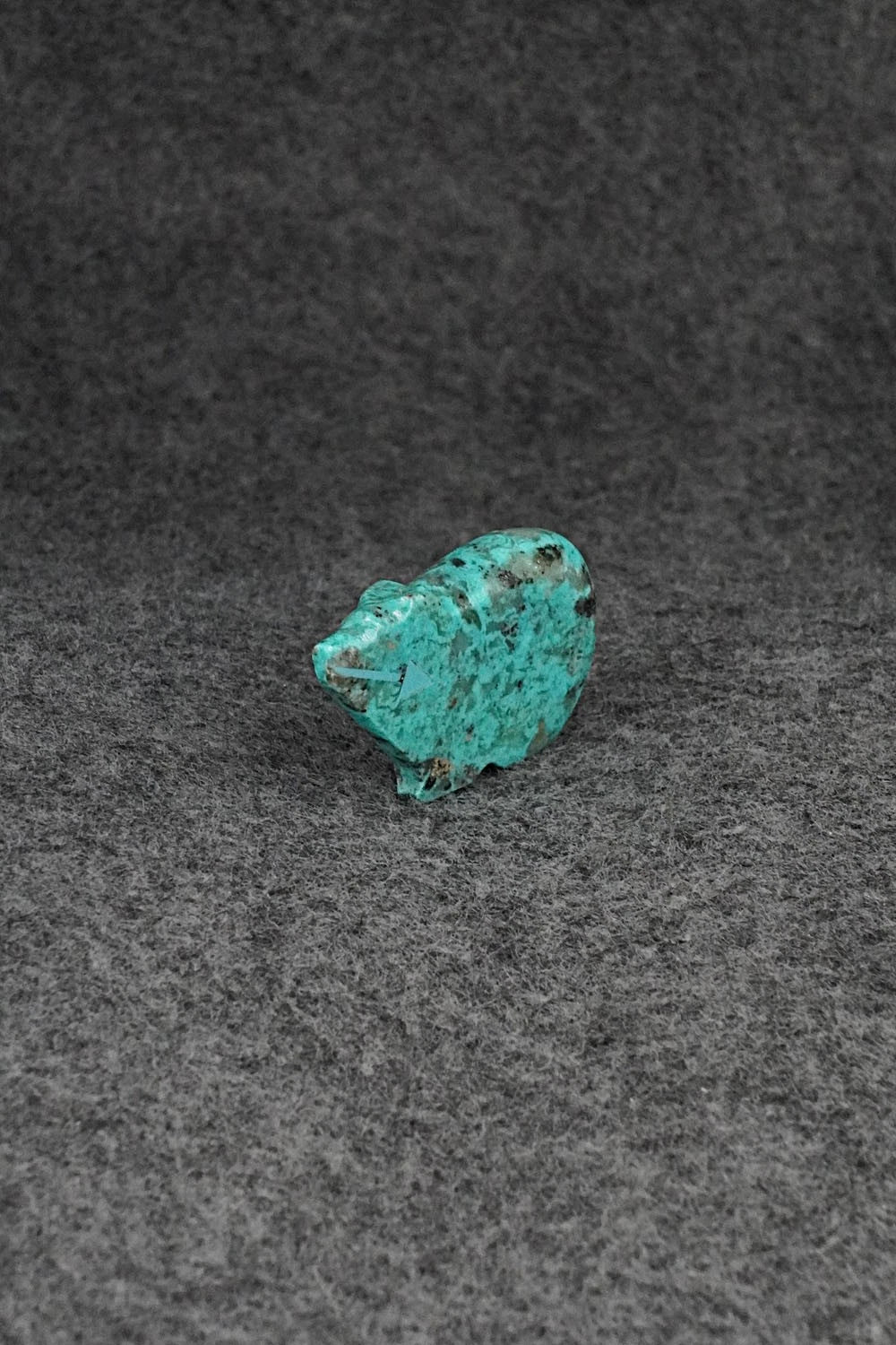 Bear Zuni Fetish Carving - Abby Quam Panteah