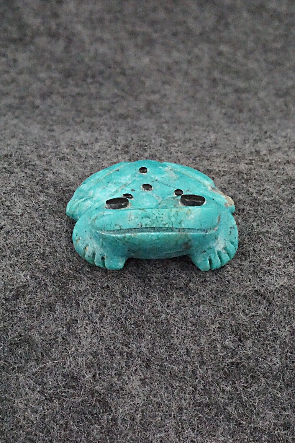 Frog Zuni Fetish Carving - Reynold Lunasee