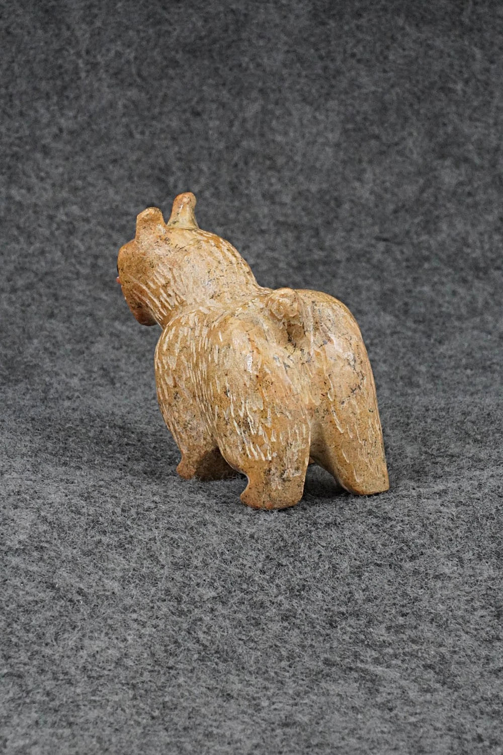 Bobcat Zuni Fetish Carving - Freddie Leekya