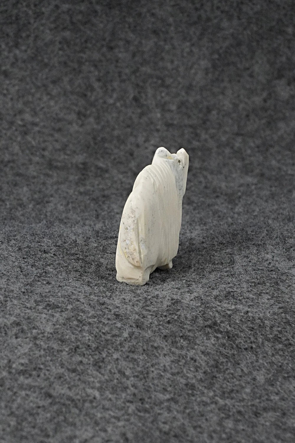Buffalo Zuni Fetish Carving - Gilbert Lonjose