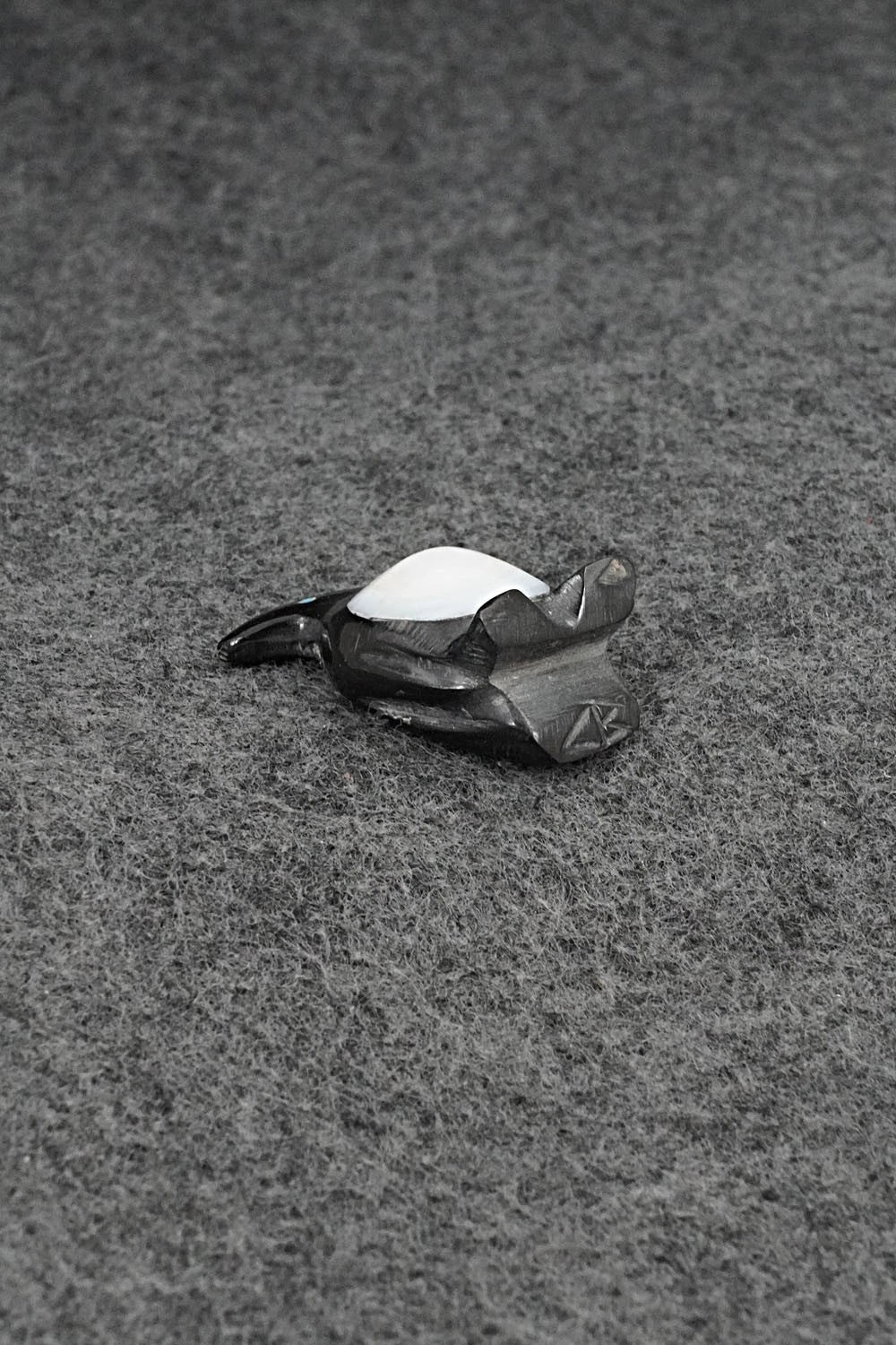 Penguin Zuni Fetish Carving - Calvert Bowannie