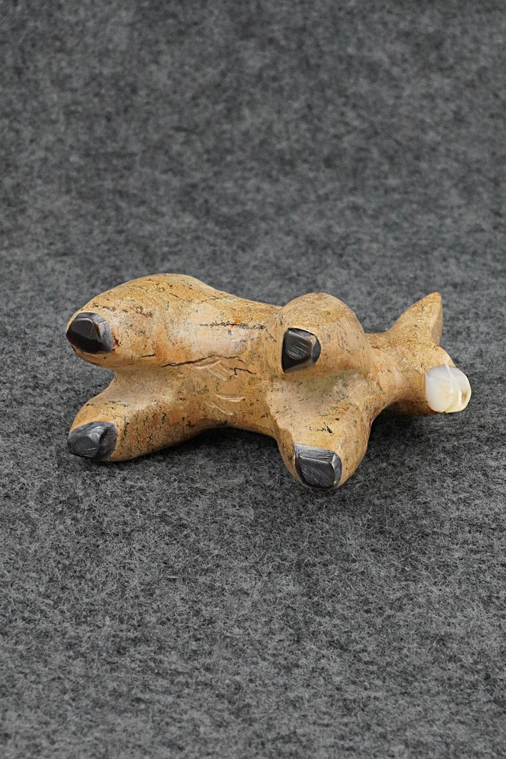 Donkey Zuni Fetish Carving - Freddie Leekya