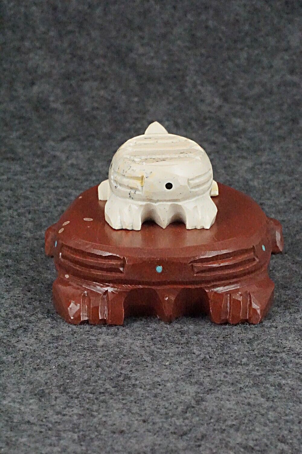 Turtles Zuni Fetish Carving - Jesus Espino