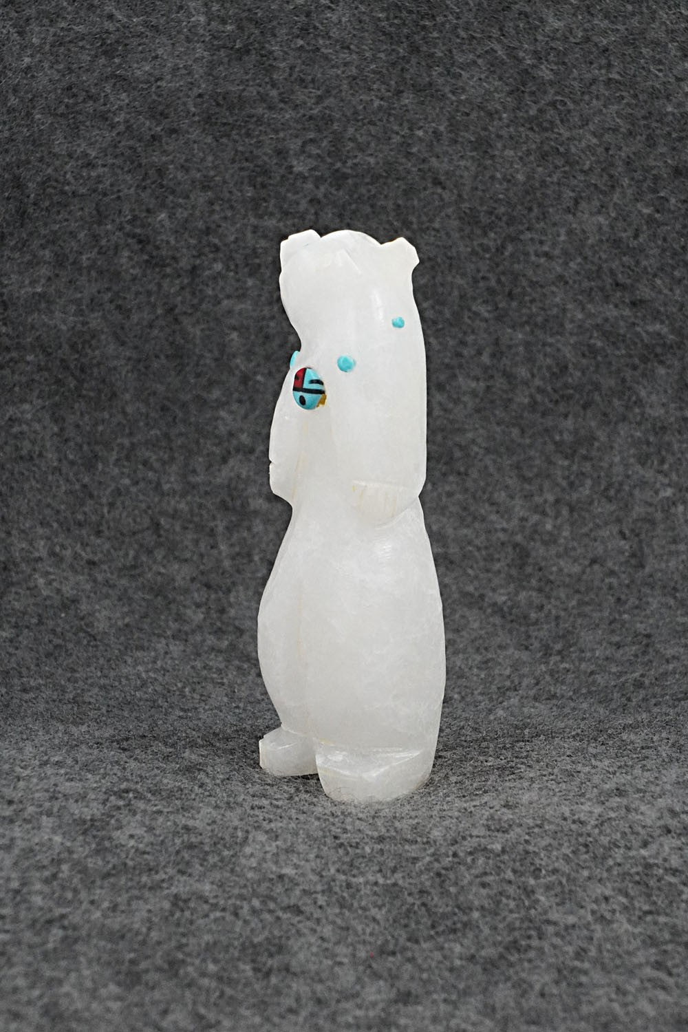 Bear Zuni Fetish Carving - Dannette Laate