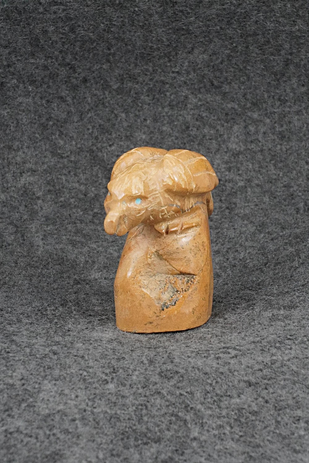 Eagle Zuni Fetish Carving - Freddie Leekya