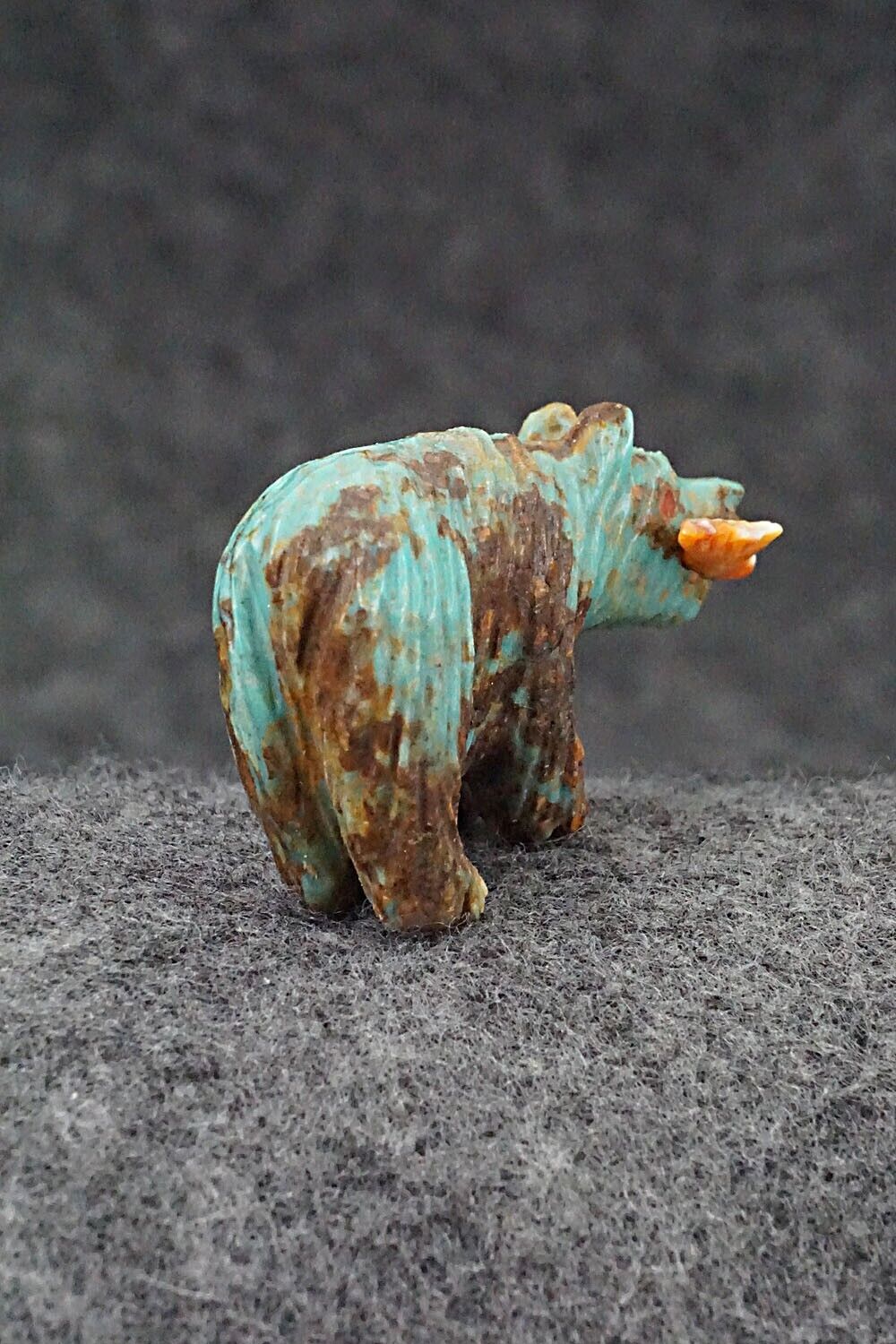 Bear with Fish Zuni Fetish Carving - Andres Quandelacy