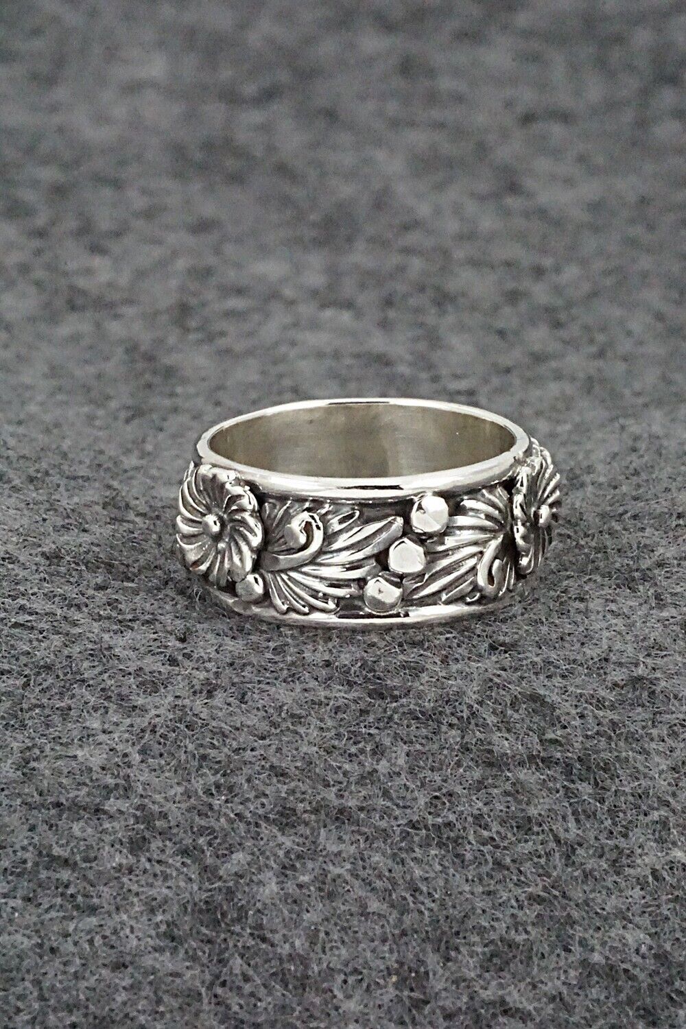 Sterling Silver Ring - Tom Dinetso - Size 7.5