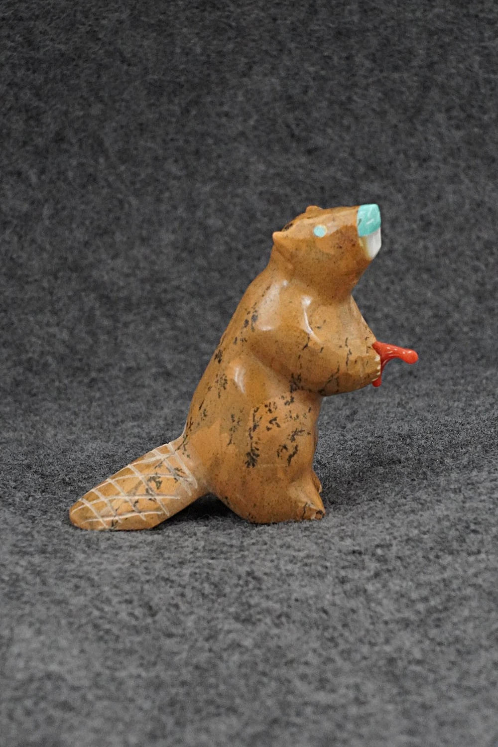 Beaver Zuni Fetish Carving - Enrike Leekya