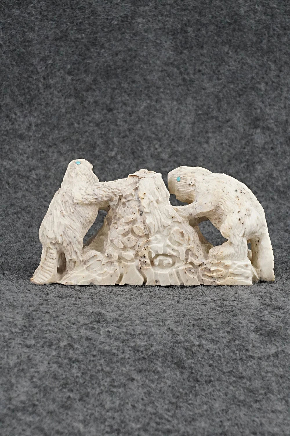 Beaver Zuni Fetish Carving - Adrian Cachini