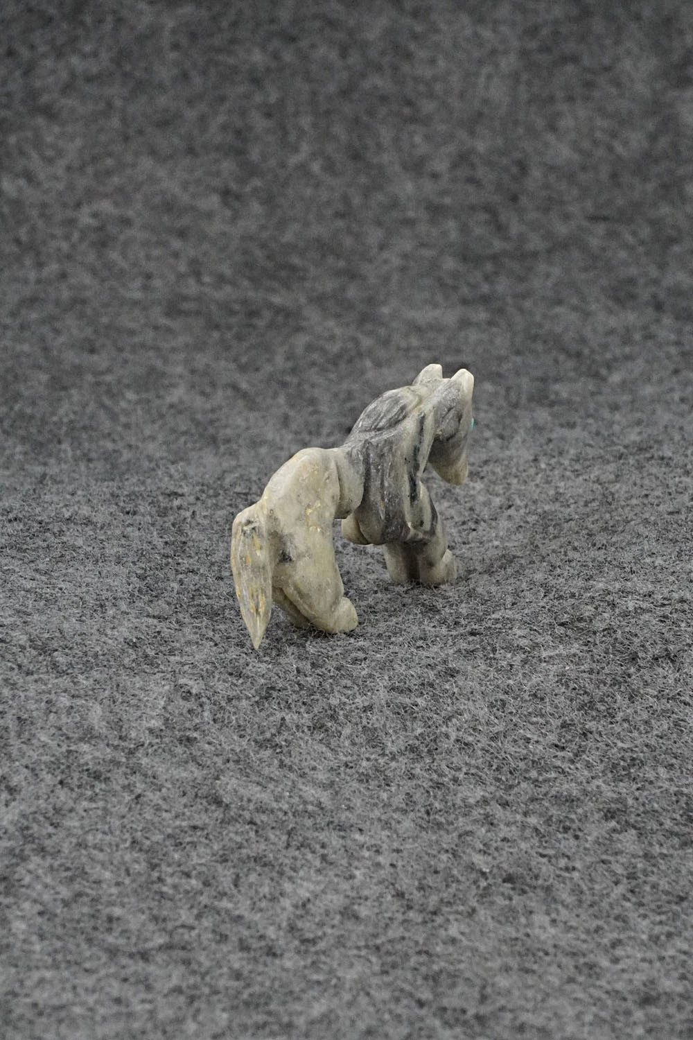 Horse Zuni Fetish Carving - Jonas Hustito