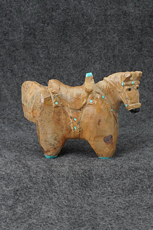 Horse Zuni Fetish Carving - Freddie Leekya