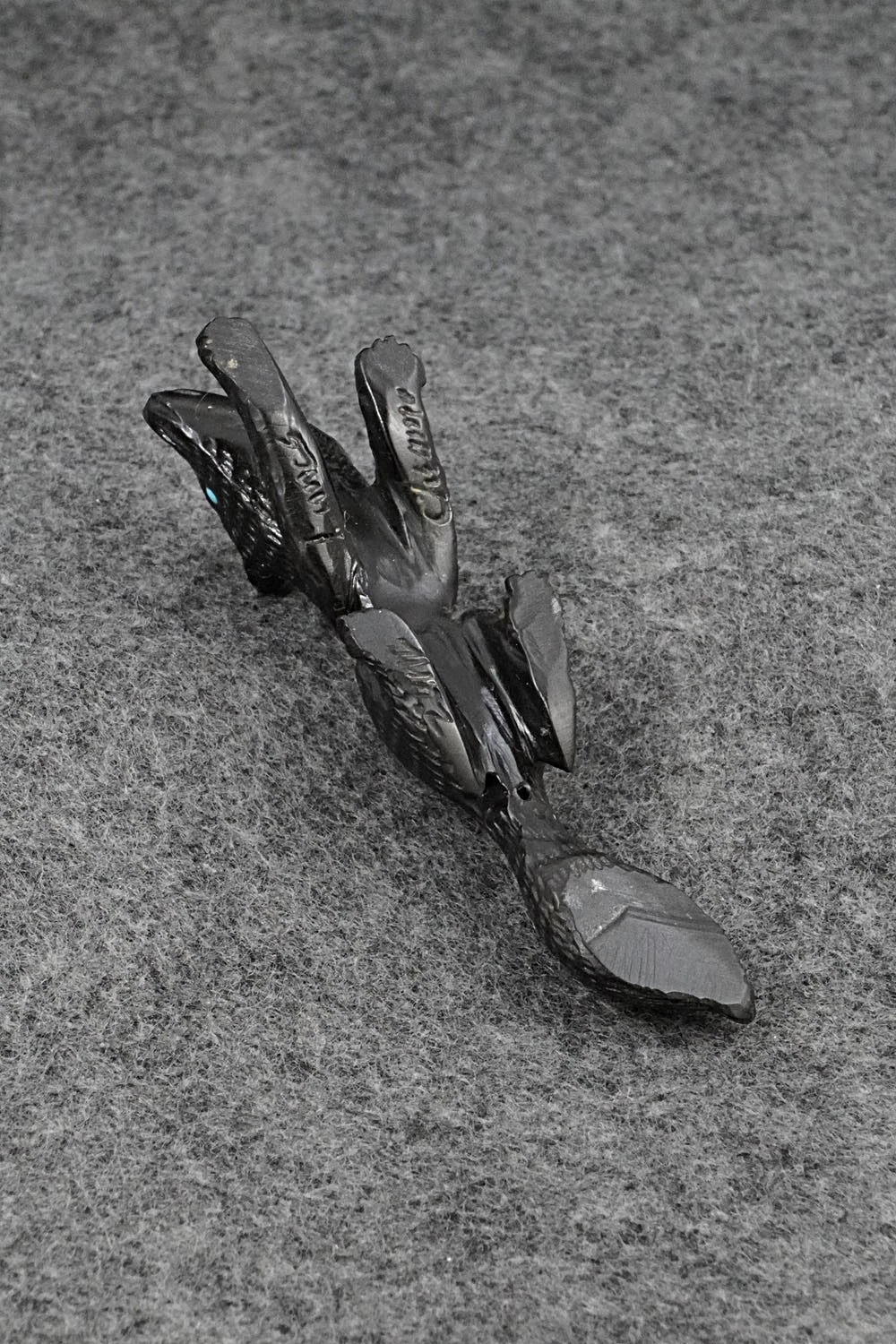 Wolf Zuni Fetish Carving - Lance Cheama