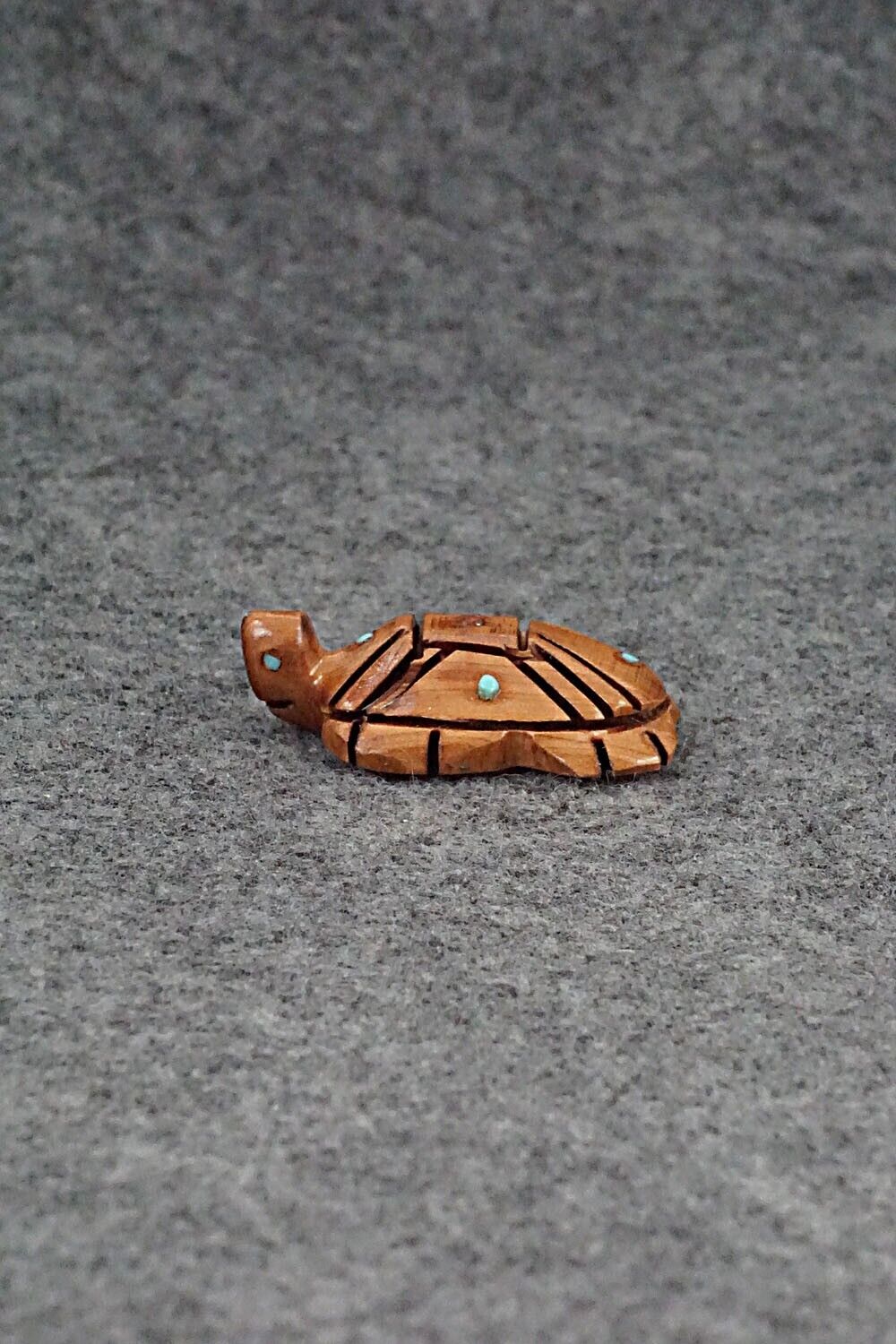 Turtle Zuni Fetish Carving - Carl Etsate