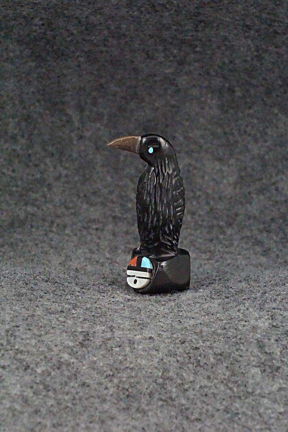 Crow Zuni Fetish Carving - Darrin Boone