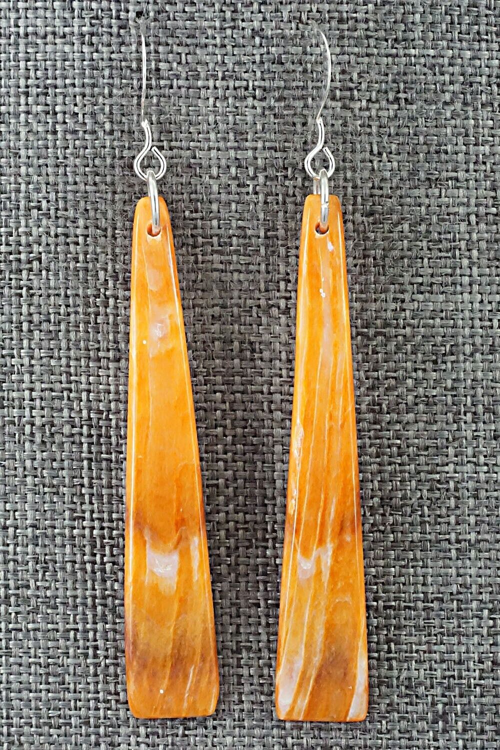 Spiny Oyster & Sterling Silver Earrings - Jesus Espino
