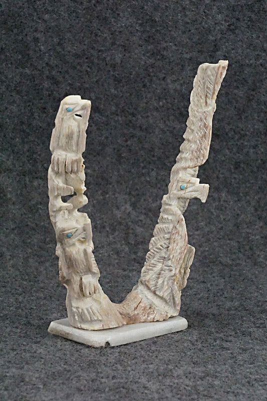 Eagle Zuni Fetish Carving - Jerrold Lahaleon