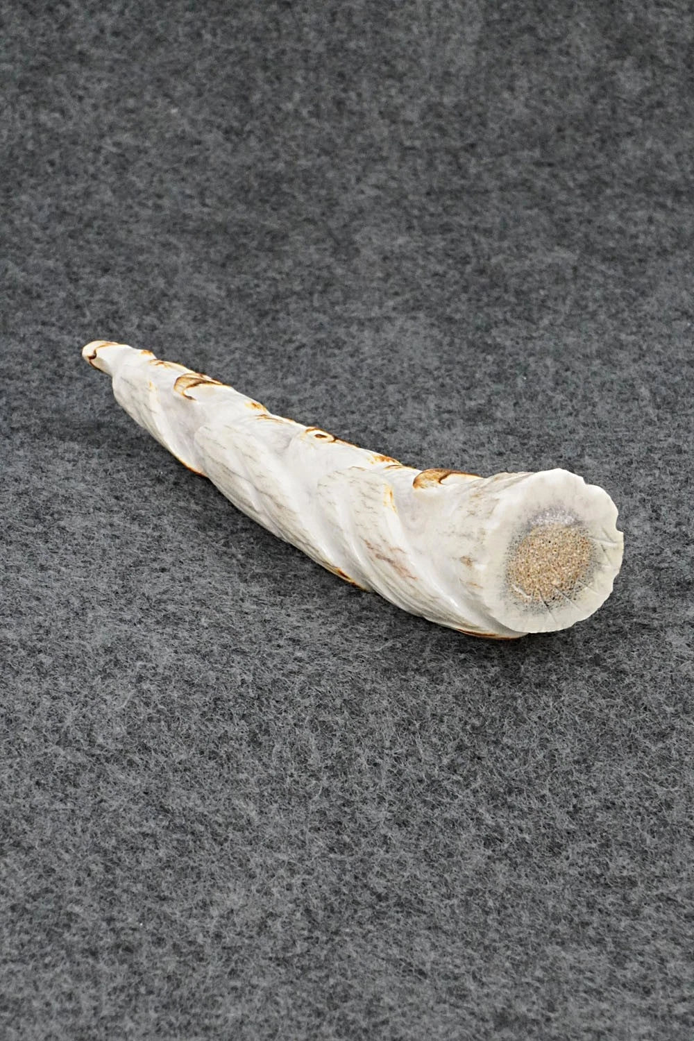 Eagle Zuni Fetish Carving - Maxx Laate