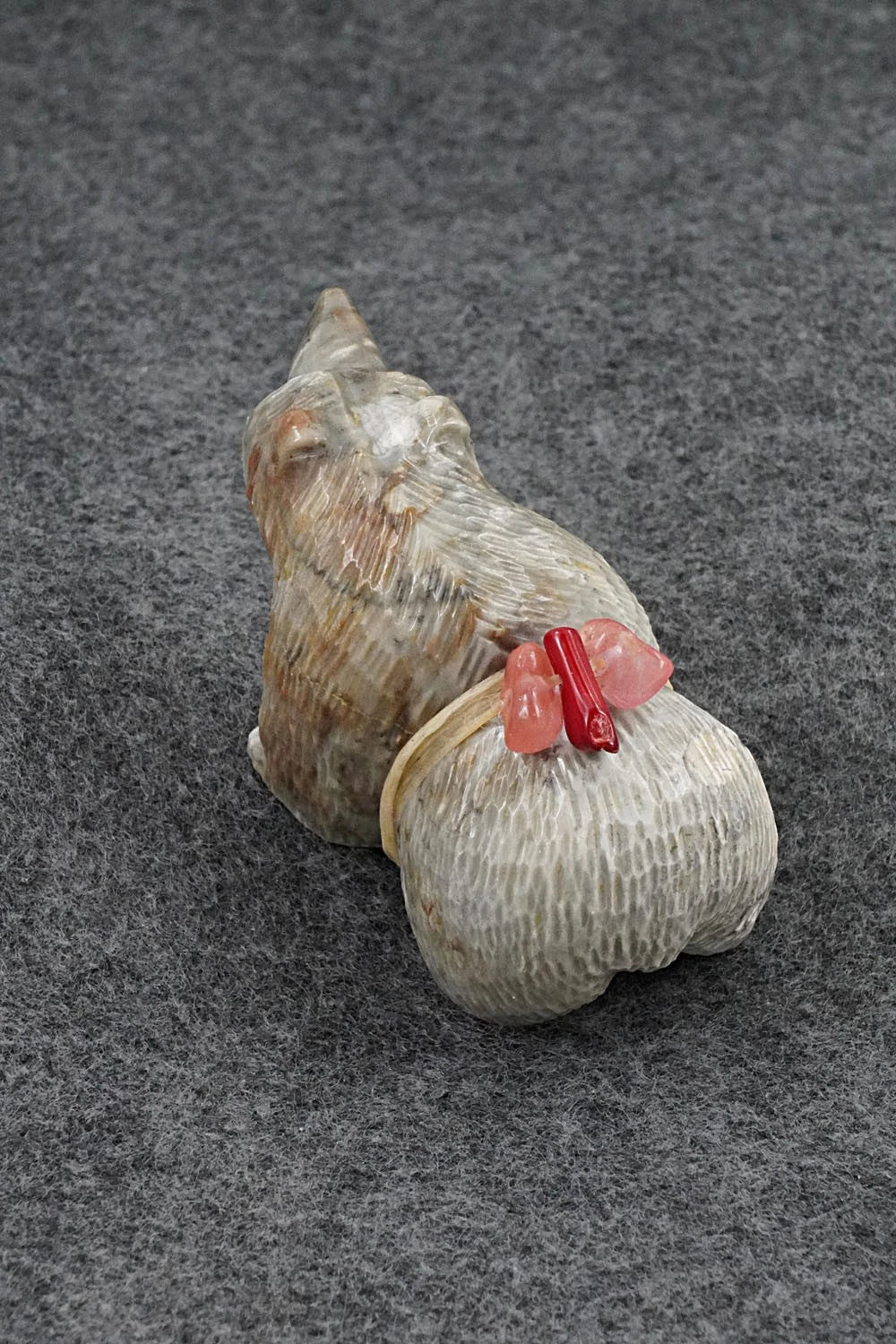 Bear Zuni Fetish Carving - Farlan & Paulette Quam