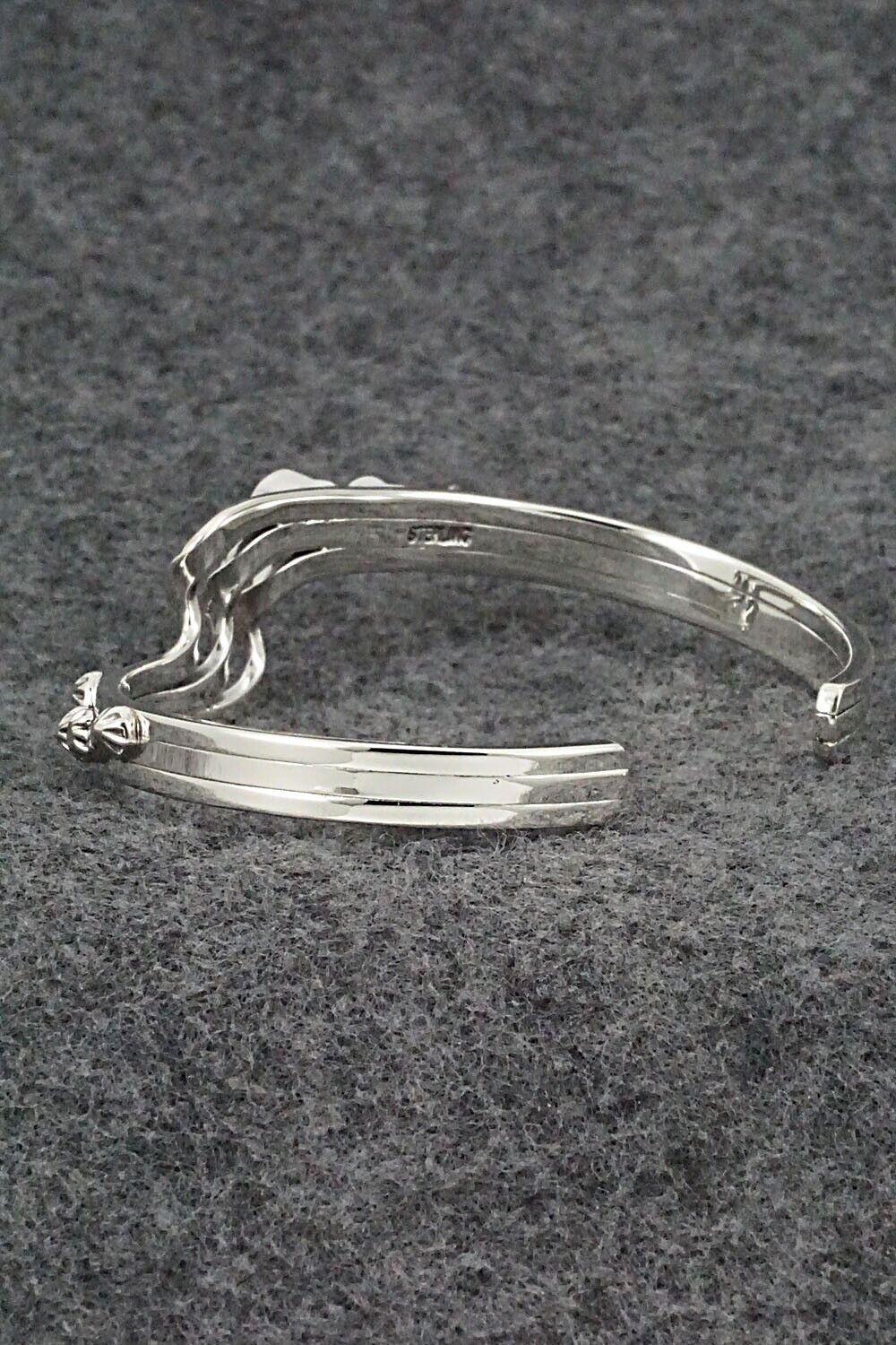 White Buffalo & Sterling Silver Bracelet - Daniel Dakai
