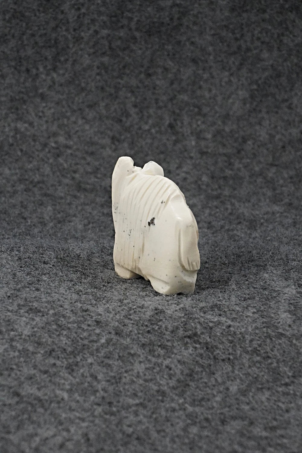 Buffalo Zuni Fetish Carving - Gilbert Lonjose