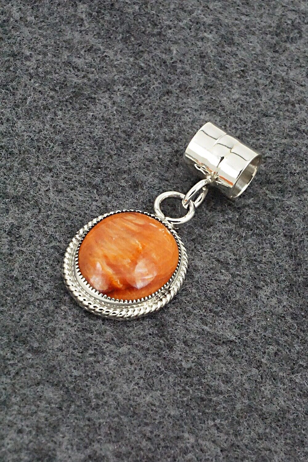 Spiny Oyster & Sterling Silver Pendant - Gregg Yazzie