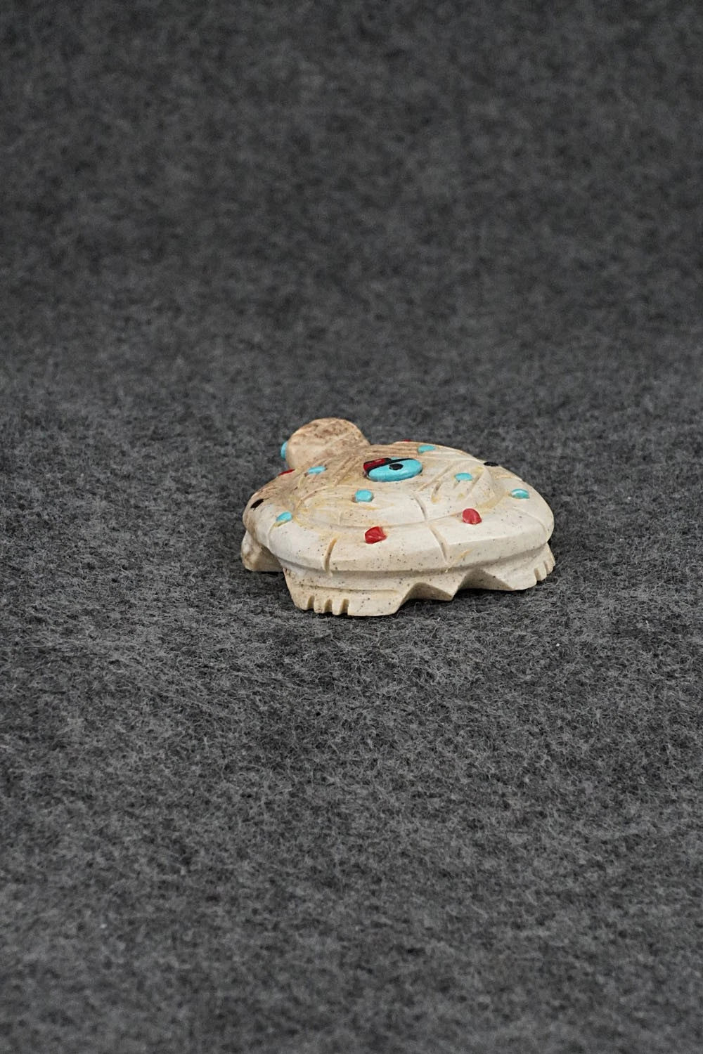 Turtle Zuni Fetish Carving - Danette Laate