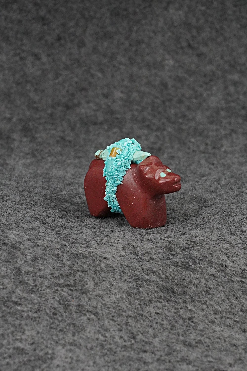 Bear Zuni Fetish Carving - Marveletta Phillips