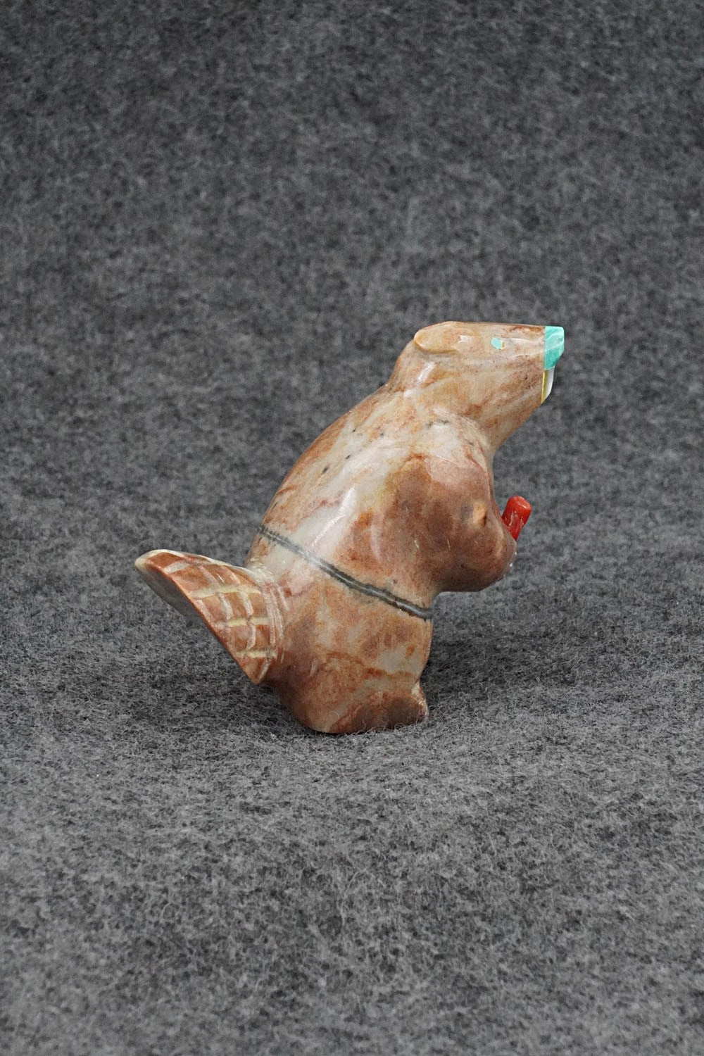 Beaver Zuni Fetish Carving - Enrike Leekya