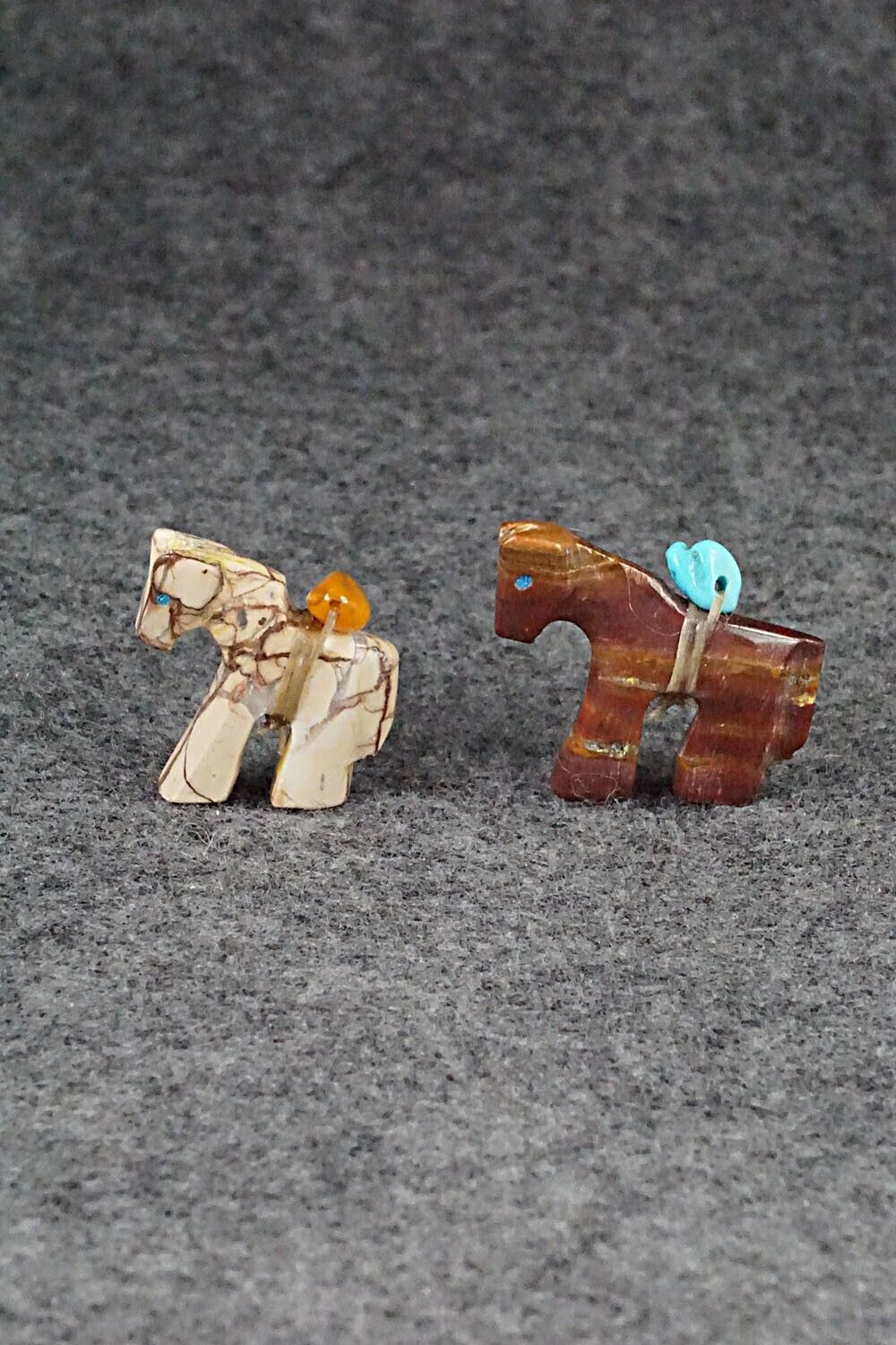 Horse Zuni Fetish Carvings - Fernando Laiwakete