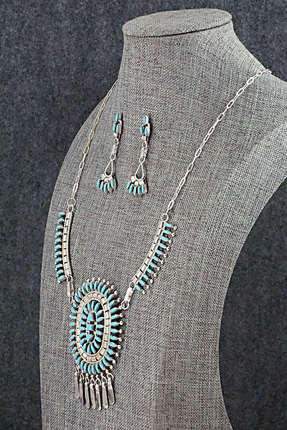 Turquoise & Sterling Silver Necklace and Earrings Set - Evonne Hustito