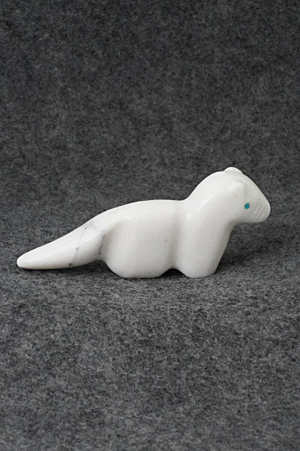 Otter Zuni Fetish Carving - Herbert Halate