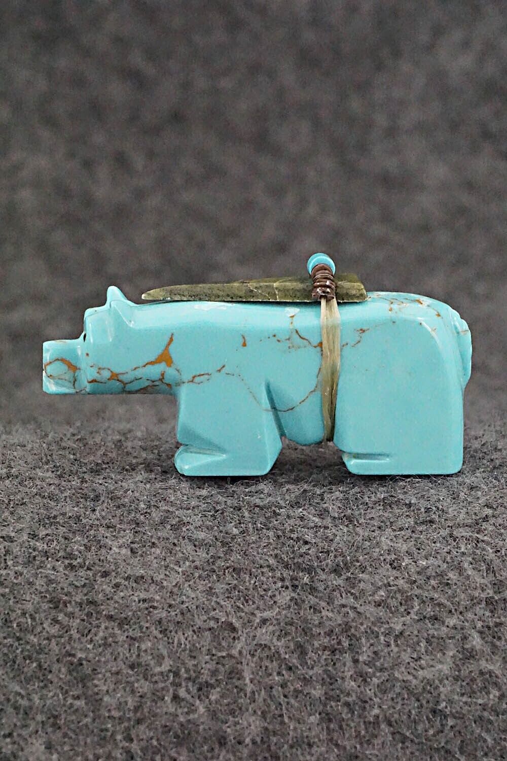 Bear Zuni Fetish Carving - Alex Tsethlikai