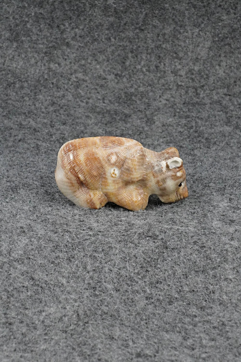 Mountain Lion Zuni Fetish Carving - Randy Lucio