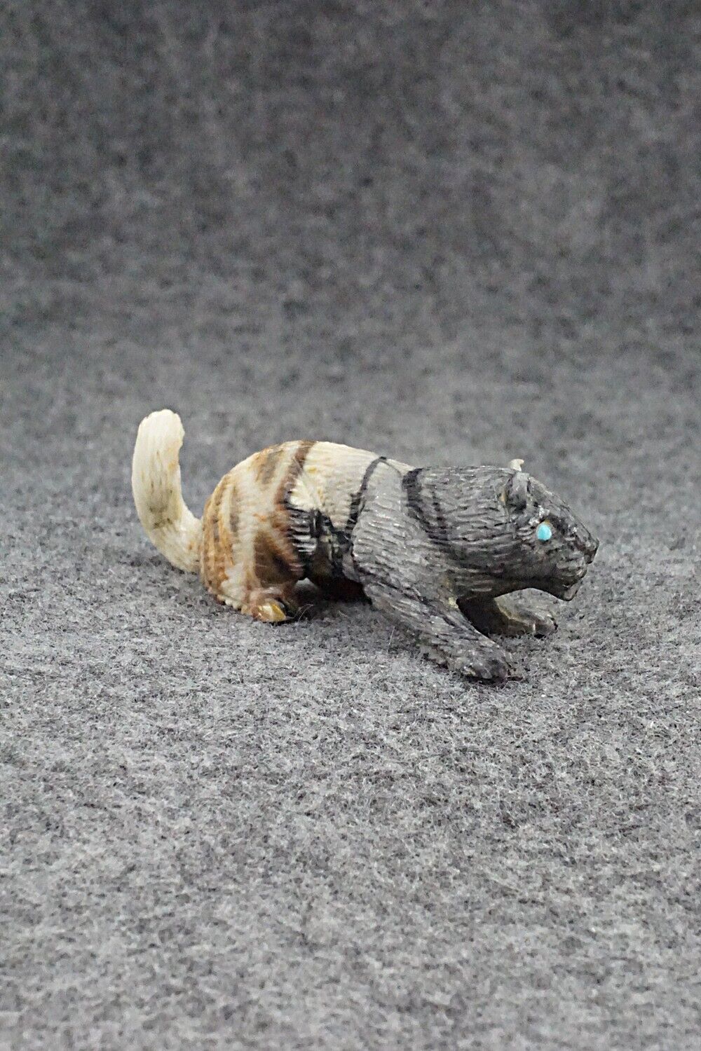 Mountain Lion Zuni Fetish Carving - Lance Cheama
