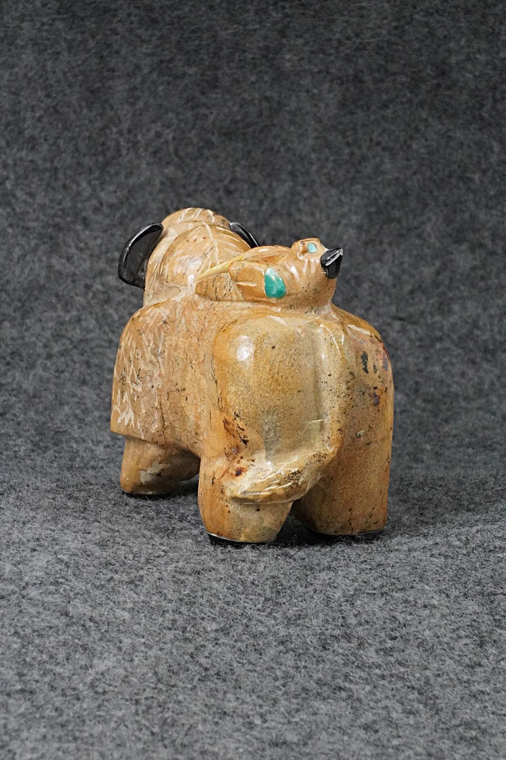 Buffalo Zuni Fetish Carving - Freddie Leekya